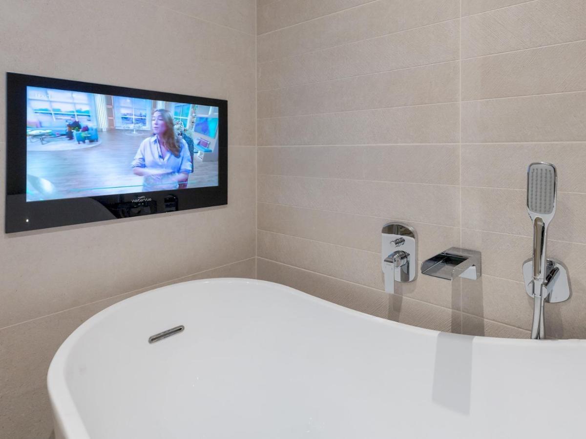 Pass The Keys 1 Bed Albury Contemporary Apartment With Secure Parking Shrewsbury Exteriör bild